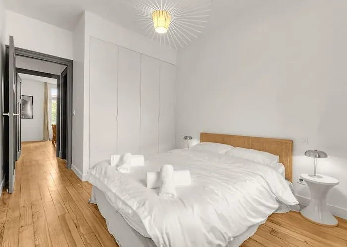 Grand Lumineux - Parking Prive - Clim